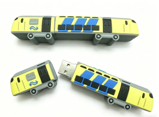 Pociąg w kształcie postaci kreskówki PVC USB Flash Drive Subway Mold Usb Flash Drive