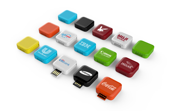 Gumowy olej Plastyczny pamięć USB Prędkość odczytu USB 2.0 8-15MB/S Pełna pamięć klasyfikowana jakość A