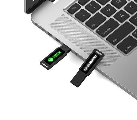Wysokiej prędkości napęd błyskowy Crystal USB Stick z światłem LED błyszczący