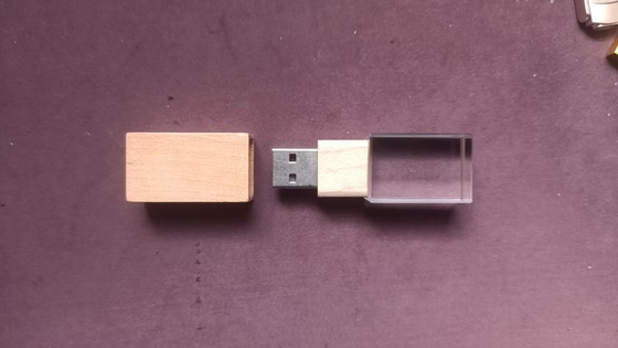 Niestandardowy kryształowy USB Stick z opcjami logo laserowego -50°C 80°C Temperatura otoczenia