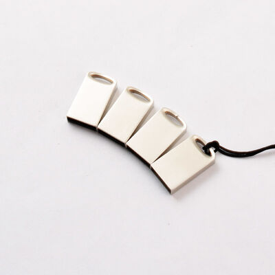 Metalowe USB z breloczkiem Metalowe logo USB Flash Drive Zgodnie z indywidualnym projektem