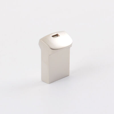 Czasy towarów masowych 5–7 dni Metalowy dysk flash USB oferujący prędkość zapisu 8–15 MB S Szybkość odczytu 13–20 MB S Urządzenie do przesyłania danych