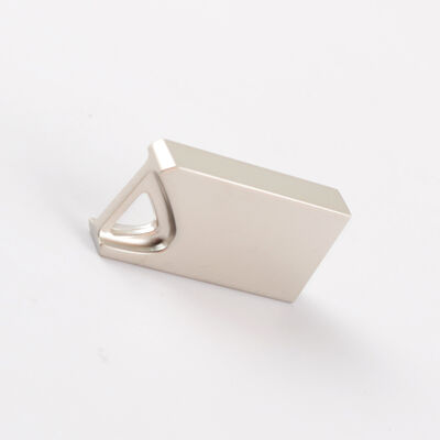 Może być to logo metalowe USB Flash Drive USB 2 0 Prędkość pisania 4 do 10MB S USB 3 0 Prędkość 10 do 30MB S Czas masowy 4 do 5 dni