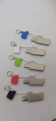 Pamięć flash USB typu c z portem USB A z małą metalową osłoną na łańcuszek umożliwia laserowe i wydrukowanie logo Fast Speed ​​3.2 USB i 3.1 USB
