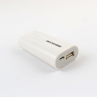 Plastikowy bank mocy wysokiego poziomu z pełną baterią 2400 mah 3000 mah 18650 Li Ion