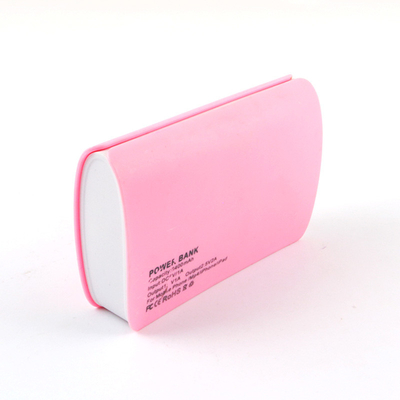 Prezent w stylu reklamowym Plastikowy bank mocy 3000MAH 5000MAH Dobra bateria