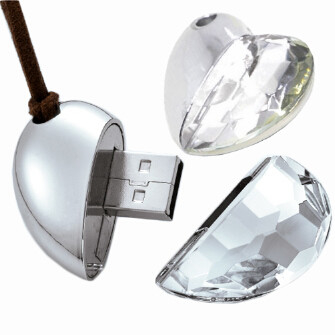 Ukryty chip w stylu biżuterii Serce USB Flash Drive Crystal Metal 64 GB