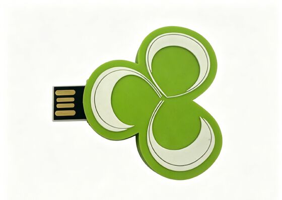 Spersonalizowany dysk flash USB z testami All Pass H2 Flash, zaprojektowany z myślą o bezpiecznym przesyłaniu danych i świadomości