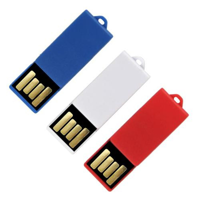 Plastikowa grawerowana laserowo pamięć USB 2.0 3.0 pełna pamięć 64 GB 128 GB 15 MB / S