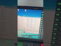 Kryształowy dysk flash USB z błyszczącą diodą LED